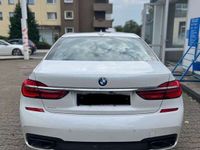 gebraucht BMW 740L 740 d xDrive *Full Ausst* Sky Lounge *Long *M-opk*