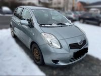 Gebraucht Toyota Yaris 90 PS (66 kW) 2007 Grau Kleinwagen
