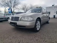 Gebraucht Mercedes C180 122 PS (89 kW) 1995 Grau Limousine