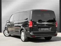 Gebraucht Mercedes V300 Avantgarde Edition 360 PS (264 kW) 2023 Schwarz Van / Kleinbus