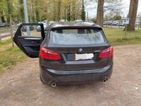Gebraucht BMW 220 Active Tourer 192 PS (141 kW) 2020 Schwarz Van / Kleinbus