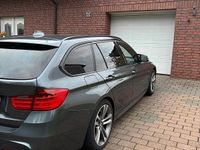 Gebraucht BMW 325 M Sport 218 PS (160 kW) 2013 Grau Kombi