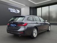 Gebraucht BMW 330 Sport Line 286 PS (210 kW) 2022 Grau Limousine
