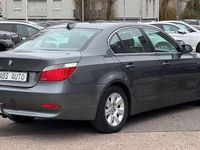 Gebraucht BMW 525 177 PS (130 kW) 2005 Grau Limousine