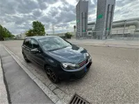 Gebraucht VW Golf VI 122 PS (89 kW) 2010 Blau Kleinwagen