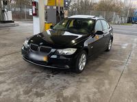 Gebraucht BMW 320 150 PS (110 kW) 2007 Schwarz Limousine