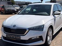 Gebraucht Skoda Scala 150 PS (110 kW) 2019 Weiß Kleinwagen