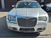 Second-hand Chrysler 300C 218 CP (160 kW) 2008 Argintiu Berlinǎ