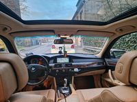 Gebraucht BMW 530 193 PS (141 kW) 2009 Schwarz Kombi