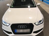 gebraucht Audi A4 B8 2,0 TDI S-line DSG.