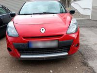 Gebraucht Renault Clio IV Life 73 PS (53 kW) 2012 Rot Kleinwagen