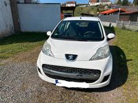 Gebraucht Peugeot 107 68 PS (50 kW) 2009 Weiß Kleinwagen