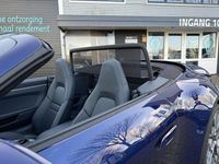 Gebraucht Porsche 992 394 PS (289 kW) 2025 Blau Cabrio