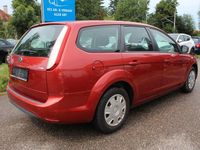 Gebraucht Ford Focus 109 PS (80 kW) 2009 Rot Kombi
