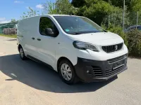 Gebraucht Peugeot Expert 150 PS (110 kW) 2018 Weiß Van