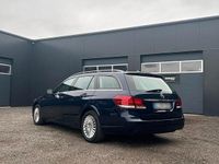 Gebraucht Mercedes E250 204 PS (150 kW) 2013 Blau Kombi