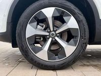 Gebraucht Volvo XC40 Plus 163 PS (119 kW) 2025 Weiß SUV