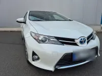 Gebraucht Toyota Auris 99 PS (72 kW) 2014 Weiß Kombi