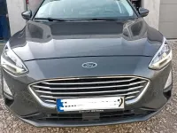 Usado Ford Focus Titanium 125 CV (91 kW) 2019 Plateado Familiar