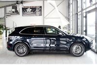 Gebraucht Porsche Cayenne Turbo 549 PS (403 kW) 2018 Moonlight blue perleffekt SUV