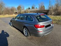 Gebraucht BMW 520 184 PS (135 kW) 2012 Grau Kombi
