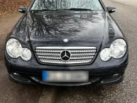 Gebraucht Mercedes C160 122 PS (89 kW) 2006 Schwarz Coupé