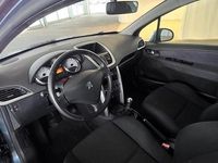 Gebraucht Peugeot 207 105 PS (77 kW) 2009 Grau Kleinwagen