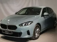 Neu BMW 116 122 PS (89 kW) 2026 Cape york grün metallic Kleinwagen