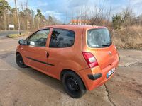 Gebraucht Renault Twingo Authentique 58 PS (42 kW) 2007 Orange Kleinwagen