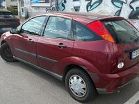 Gebraucht Ford Focus 116 PS (85 kW) 1999 Rot Limousine