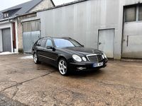 Gebraucht Mercedes E500 387 PS (284 kW) 2008 Schwarz Kombi