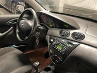 Gebraucht Ford Focus Ghia 101 PS (74 kW) 2002 Blau Kombi