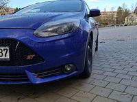 Gebraucht Ford Focus ST 250 PS (183 kW) 2014 Blau Kombi