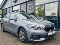 Gebraucht BMW 118 Advantage 136 PS (100 kW) 2023 Grau Kleinwagen