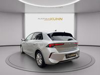 Gebraucht Opel Astra Elegance 131 PS (96 kW) 2023 Aluminium silb/kristall silb aluminium silb/kristall silb Limousine