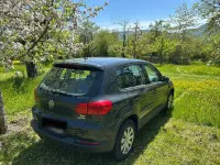 Gebraucht VW Tiguan Trendline 125 PS (91 kW) 2016 Grau SUV