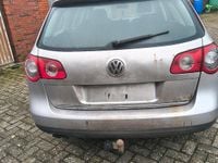 Gebraucht VW Passat 140 PS (102 kW) 2008 Silber Kombi