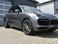 Gebraucht Porsche Cayenne 441 PS (324 kW) 2019 Grau SUV