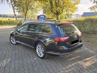 Gebraucht VW Passat Elegance 150 PS (110 kW) 2020 Schwarz Kombi