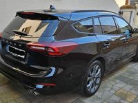 Gebraucht Ford Focus ST-Line 155 PS (114 kW) 2024 Schwarz Limousine