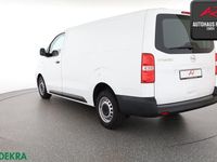 Gebraucht Opel Vivaro 144 PS (105 kW) 2021 Weiß Van / Kleinbus