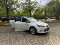 Gebraucht Ford Focus Titanium 125 PS (91 kW) 2014 Weiß Limousine