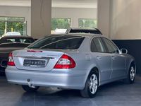 Gebraucht Mercedes E200 184 PS (135 kW) 2007 Silber Limousine