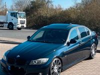 Gebraucht BMW 325 218 PS (160 kW) 2009 Blau Limousine