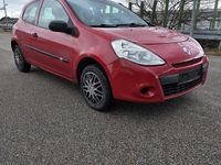 Gebraucht Renault Clio III 75 PS (55 kW) 2009 Rot Kleinwagen