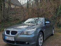 Gebraucht BMW 520 163 PS (119 kW) 2006 Grau Kombi