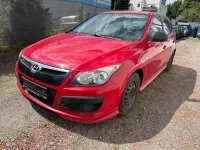 Gebraucht Hyundai i30 109 PS (80 kW) 2009 Rot Kleinwagen