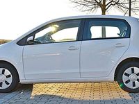 Gebraucht VW up! 60 PS (44 kW) 2019 Weiß Kleinwagen