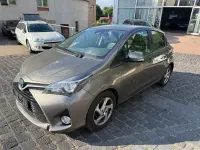 Gebraucht Toyota Yaris Edition-S 75 PS (55 kW) 2016 Grau Limousine