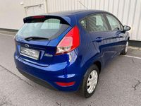 Gebraucht Ford Fiesta 82 PS (60 kW) 2014 Blau Kleinwagen